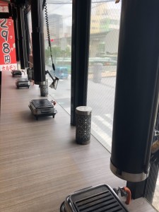 ホルモン我那覇焼肉店店内②焼肉ダクト